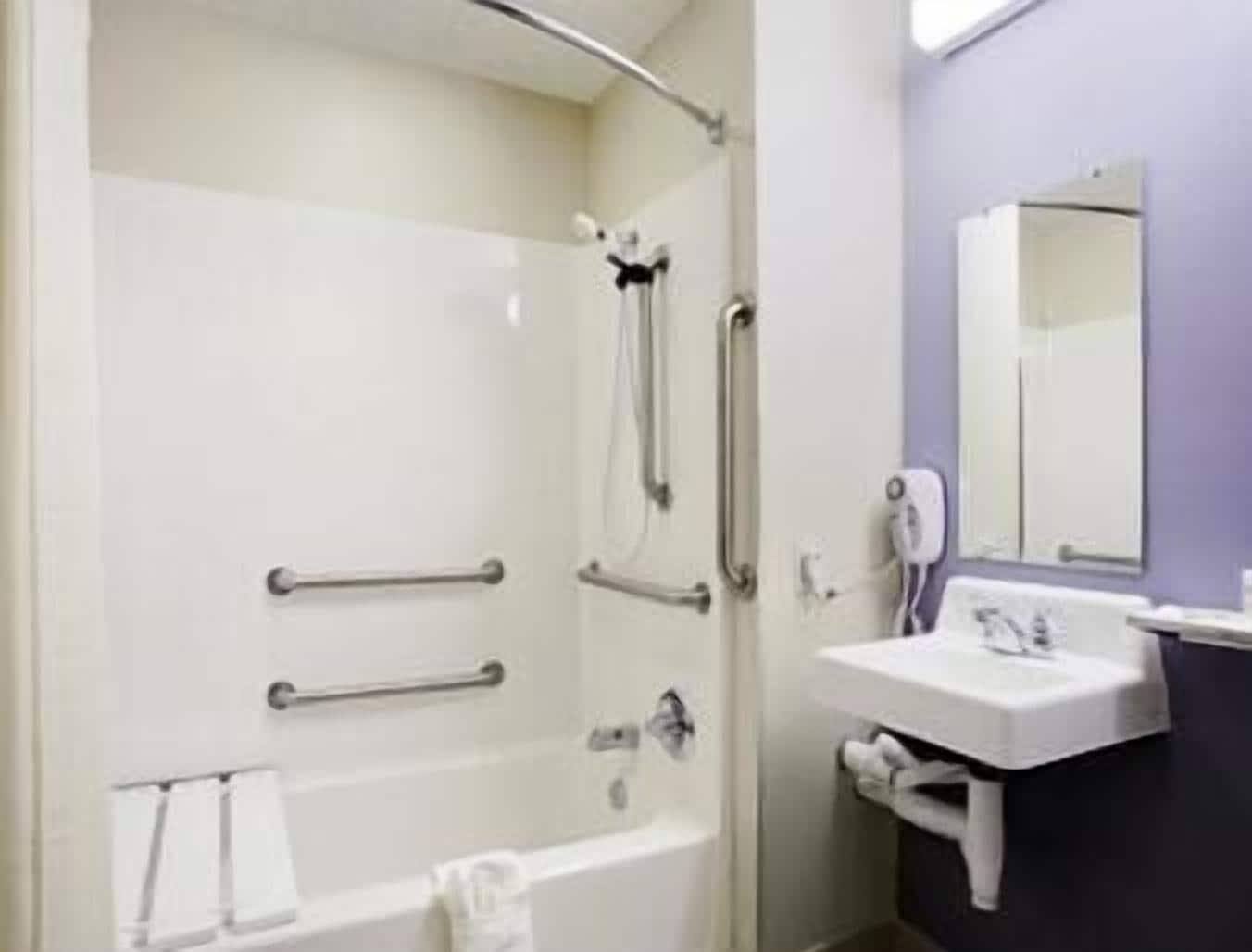 Microtel Inn & Suites By Wyndham Manchester - Newly Renovated Exteriör bild