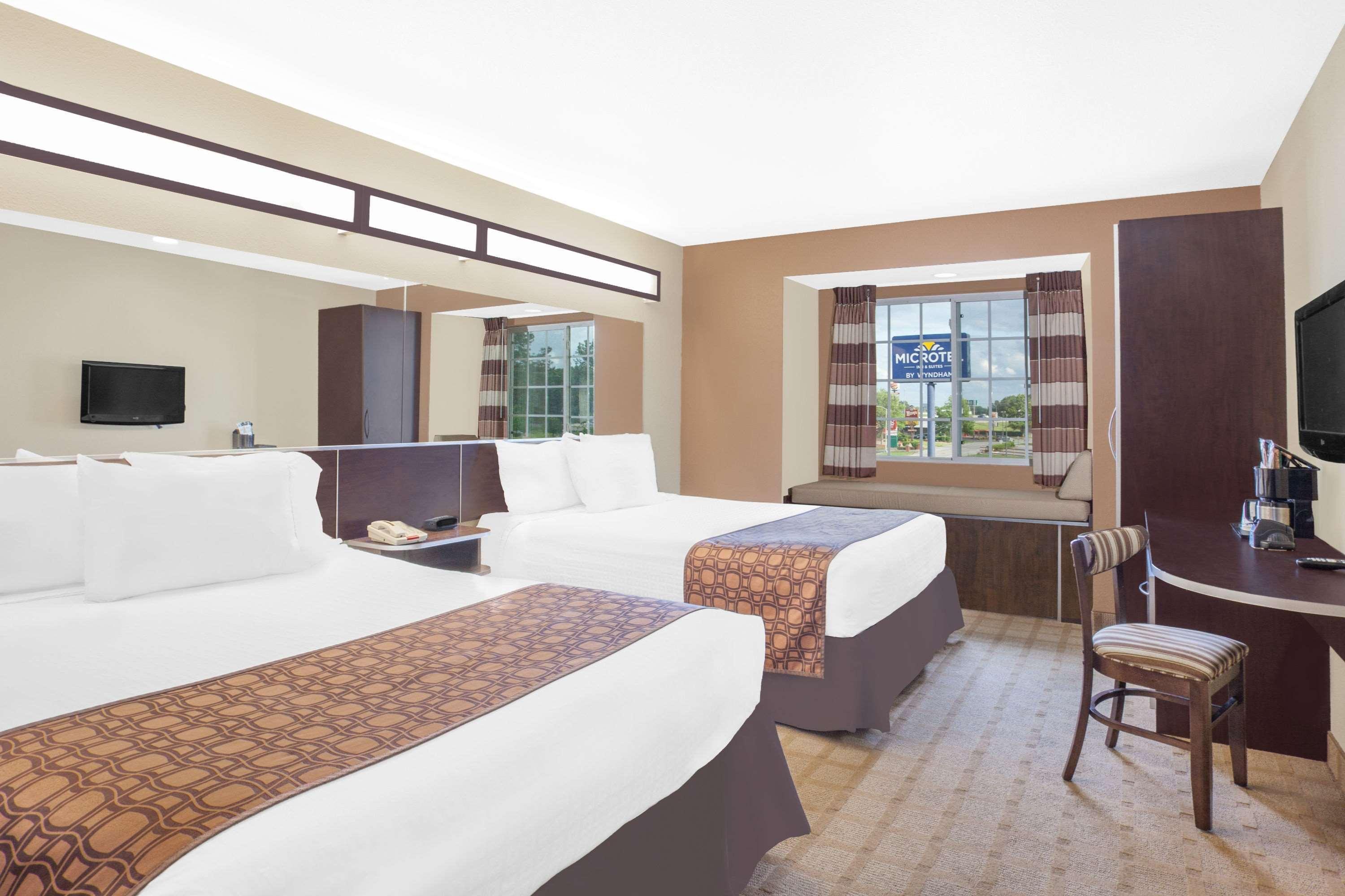 Microtel Inn & Suites By Wyndham Manchester - Newly Renovated Exteriör bild