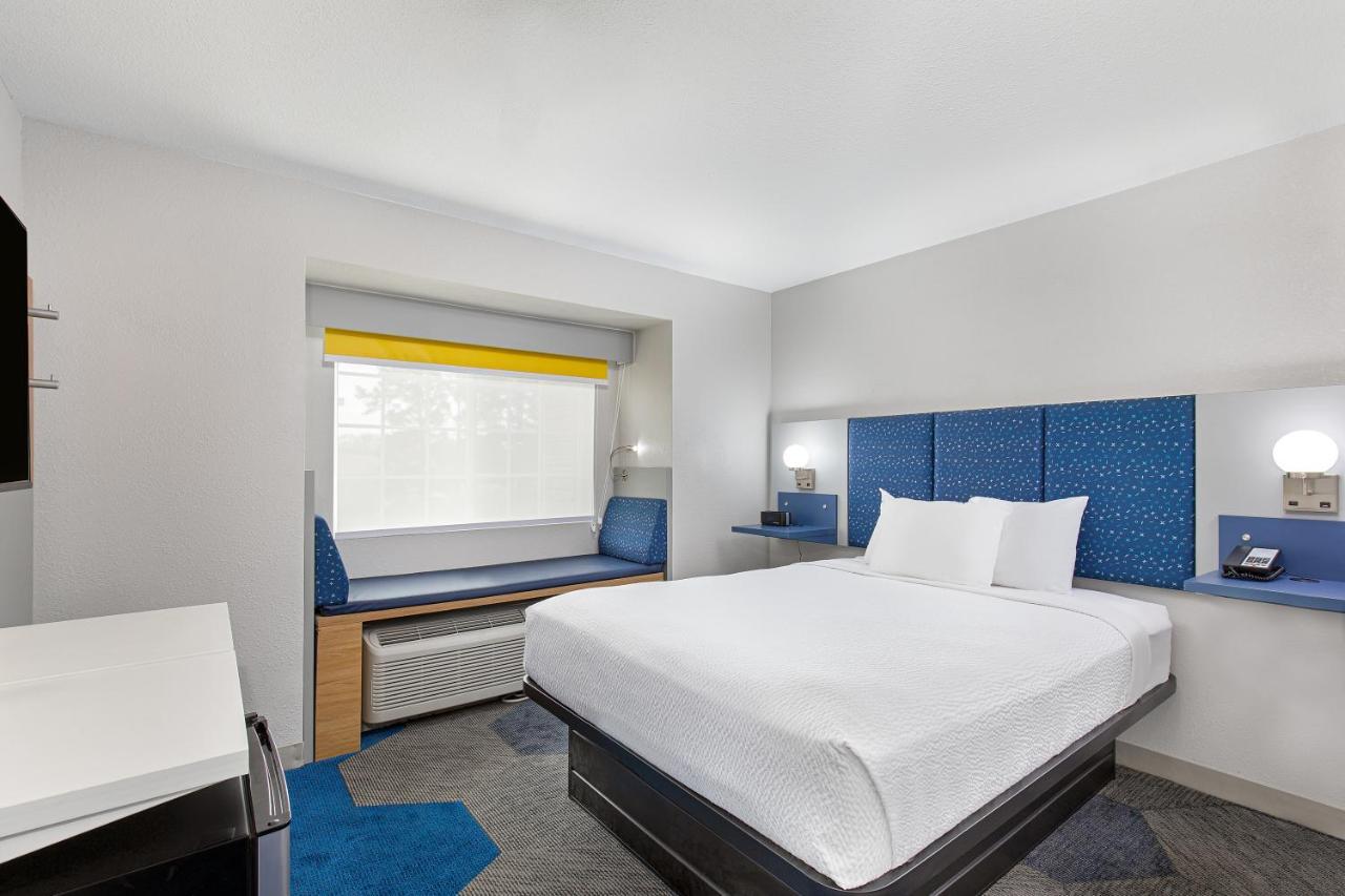 Microtel Inn & Suites By Wyndham Manchester - Newly Renovated Exteriör bild