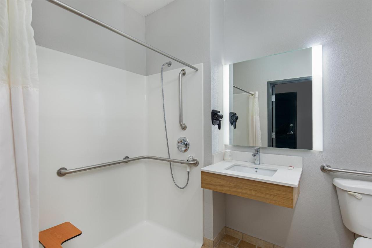 Microtel Inn & Suites By Wyndham Manchester - Newly Renovated Exteriör bild