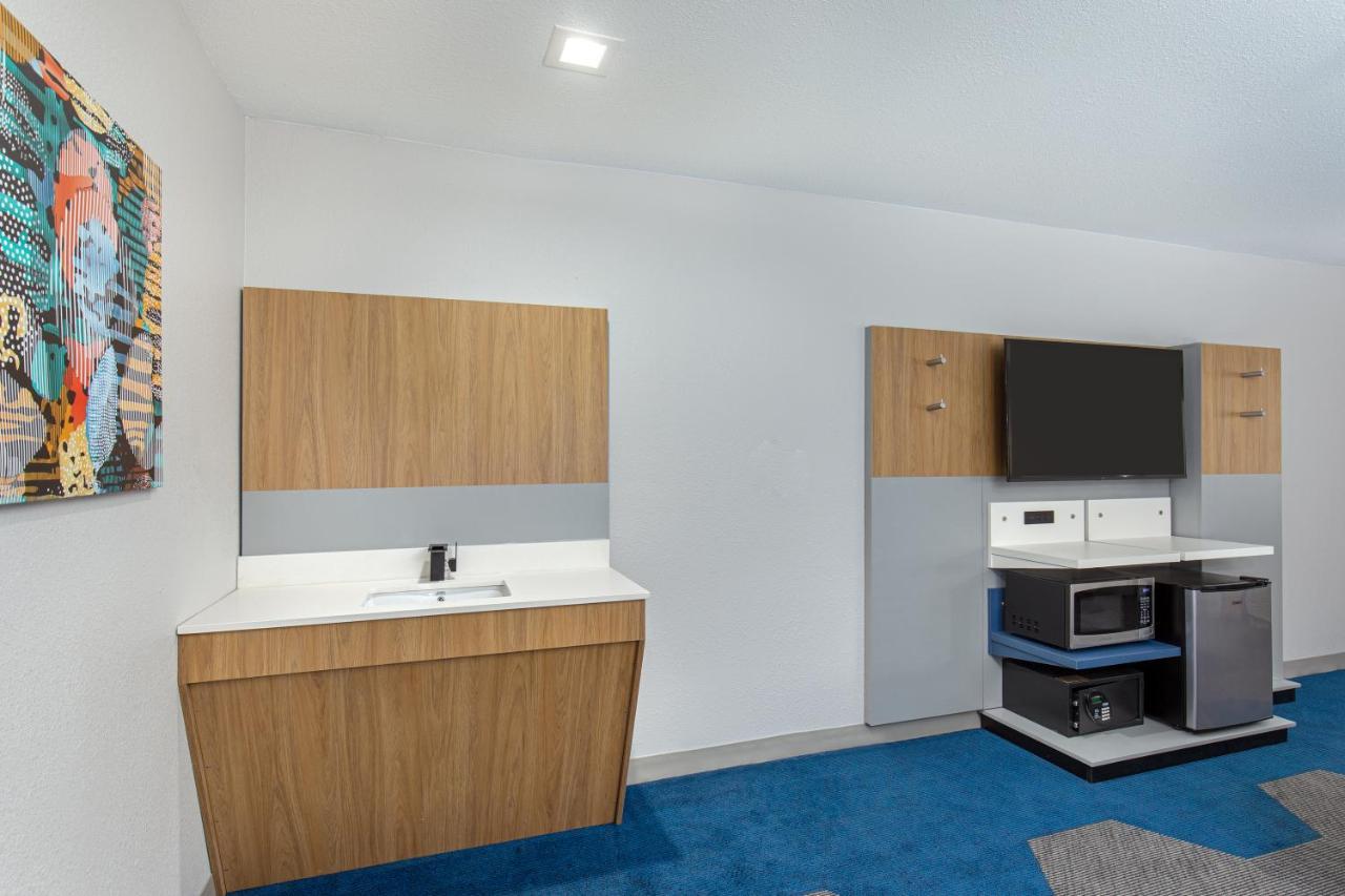 Microtel Inn & Suites By Wyndham Manchester - Newly Renovated Exteriör bild