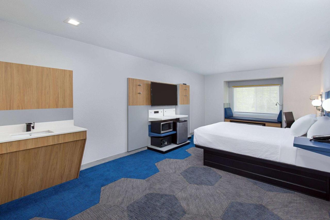 Microtel Inn & Suites By Wyndham Manchester - Newly Renovated Exteriör bild